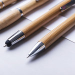 Stylo Yiagan.